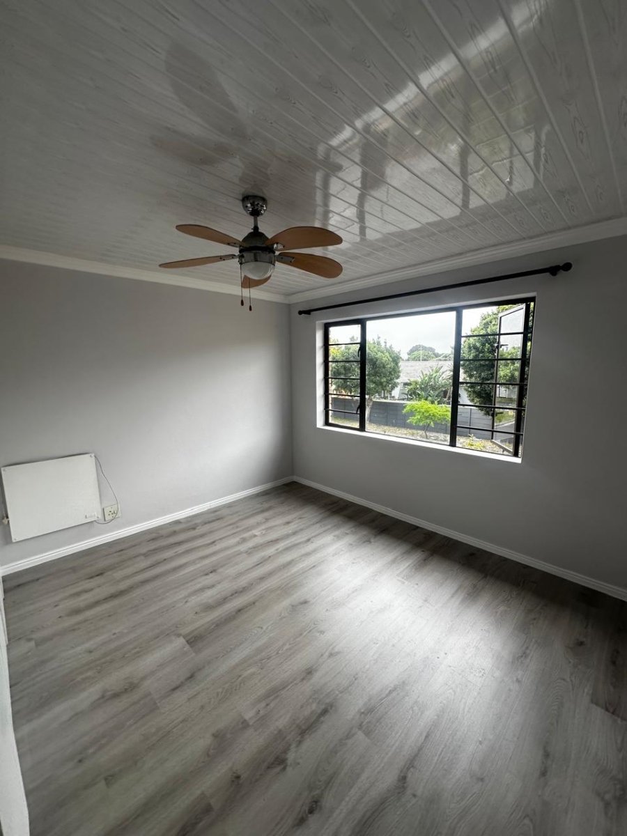 To Let 3 Bedroom Property for Rent in Southfield Western Cape